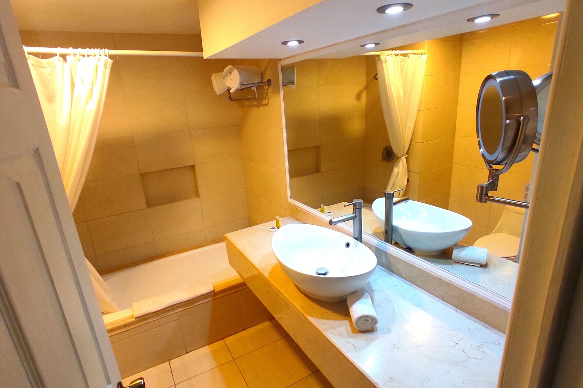 Hotel Real Del Bosque Golf And Spa Tula de Allende Εξωτερικό φωτογραφία