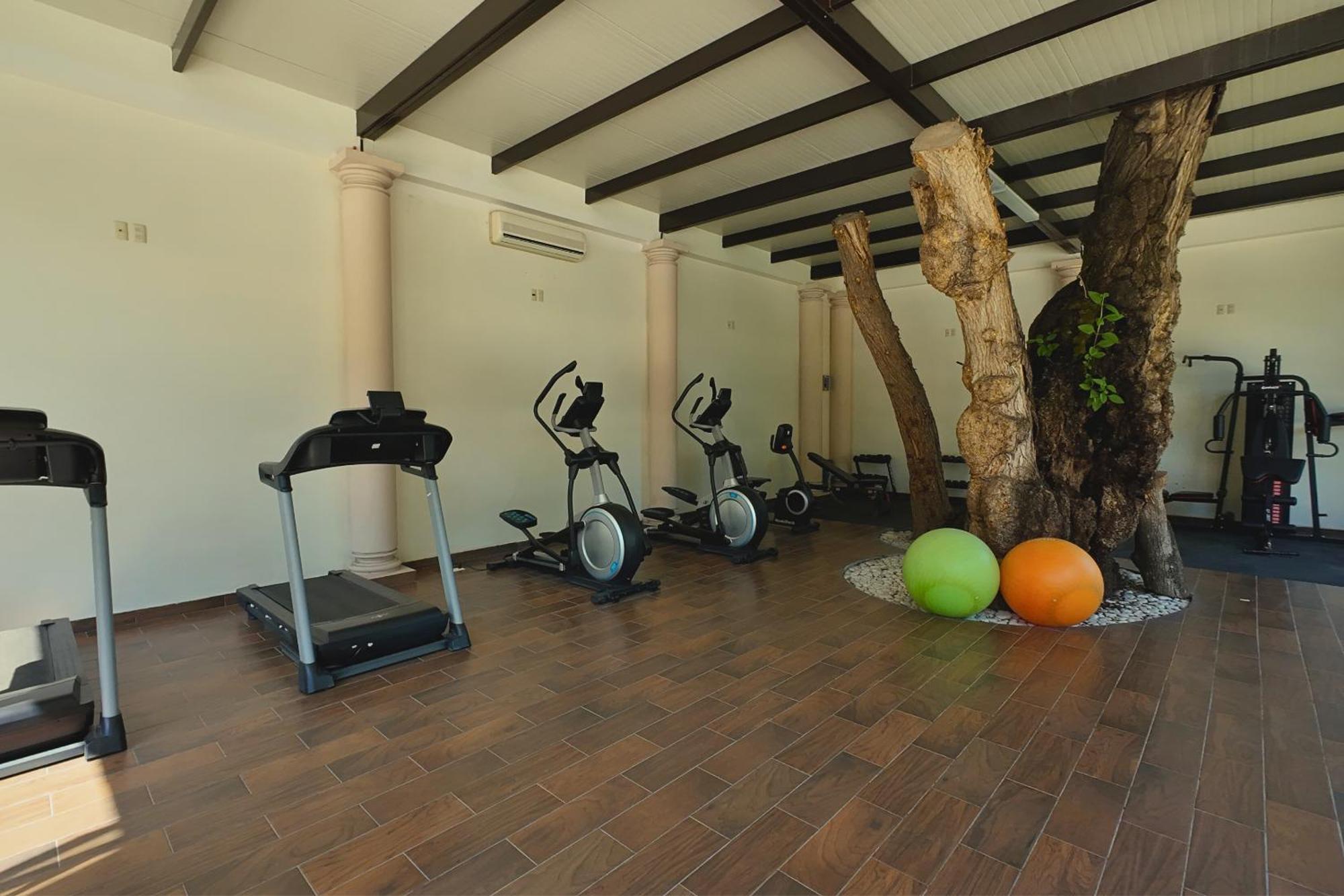 Hotel Real Del Bosque Golf And Spa Tula de Allende Εξωτερικό φωτογραφία